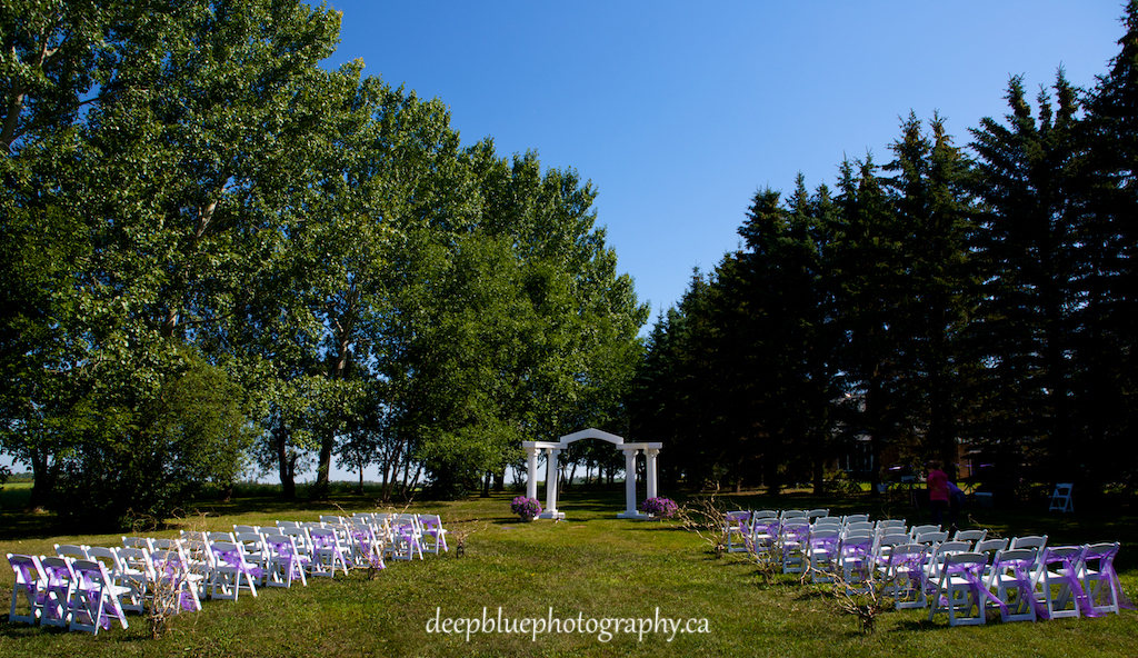 Picture Of The Ceremony For A Wetaskiwin Wedding Photography By Deep Blue Photography