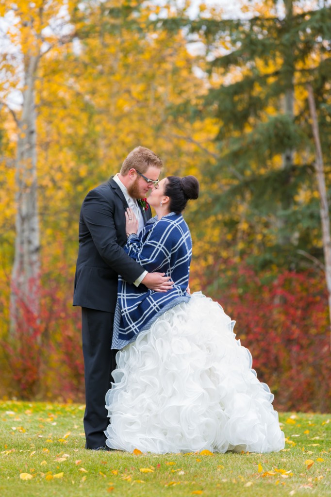 Country Wedding Portraits - outdoor autumn wedding