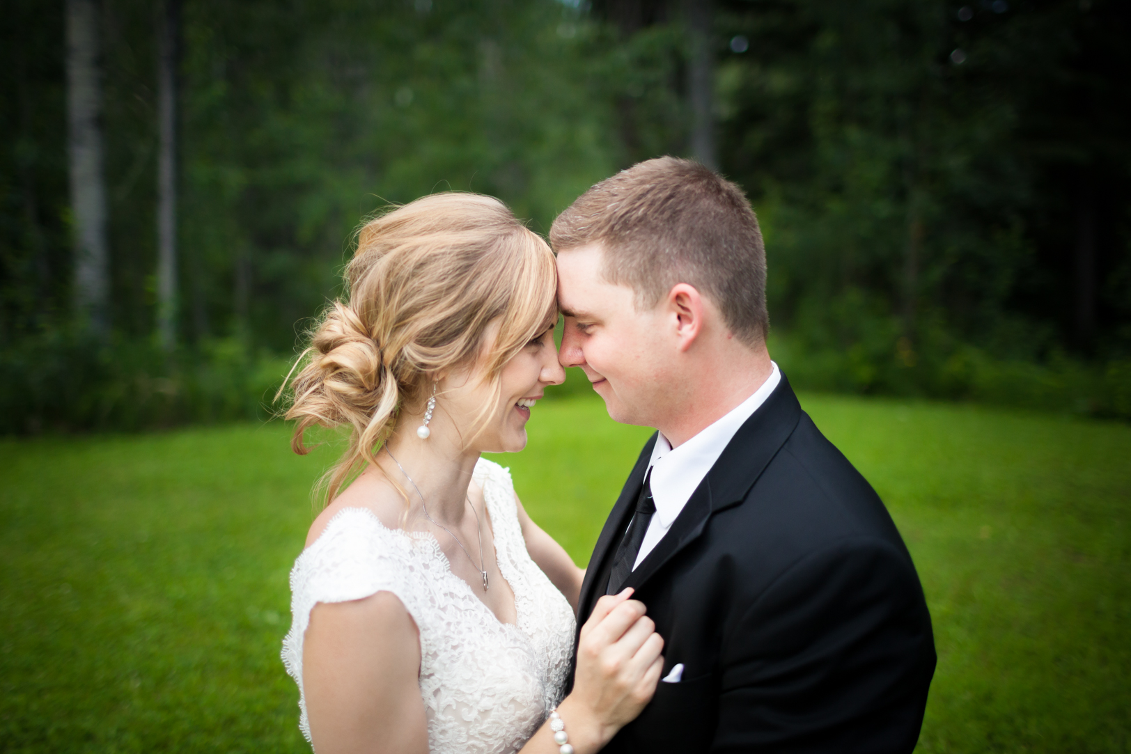 Outdoor Country Wedding Photos