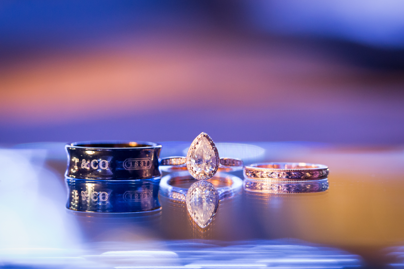 creative wedding rings photo